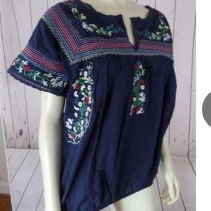 Mexican-inspired embroidered tunic top size Small
